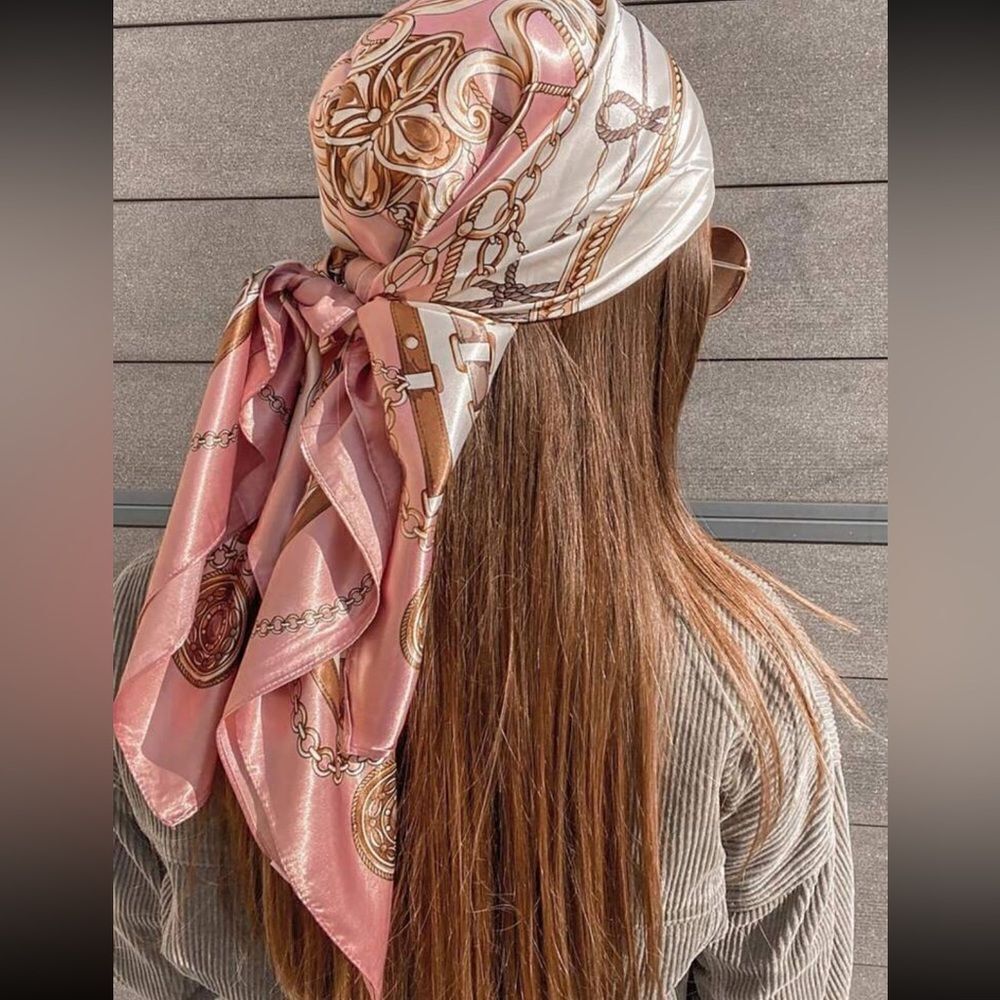 Anthropologie Pink and White Chainprint Silk Scarf Wrap